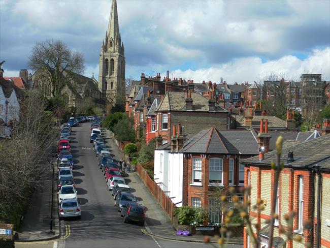 View up the hill from the Parkland Walk (North)