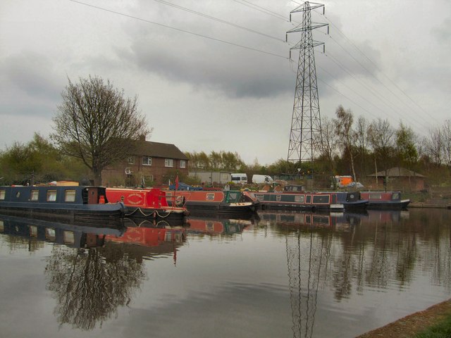 Narrow Boats in Tinsley Marina