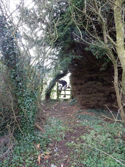 Previously hidden access at A417