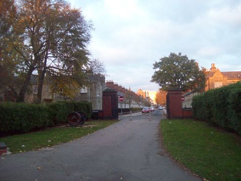 View of the exit from Faringdon Road Park, with Exeter Street in the background.
