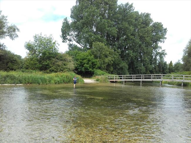 The bridge and ford at Houghton, a good mid point to paddle and enjoy the Rive Test