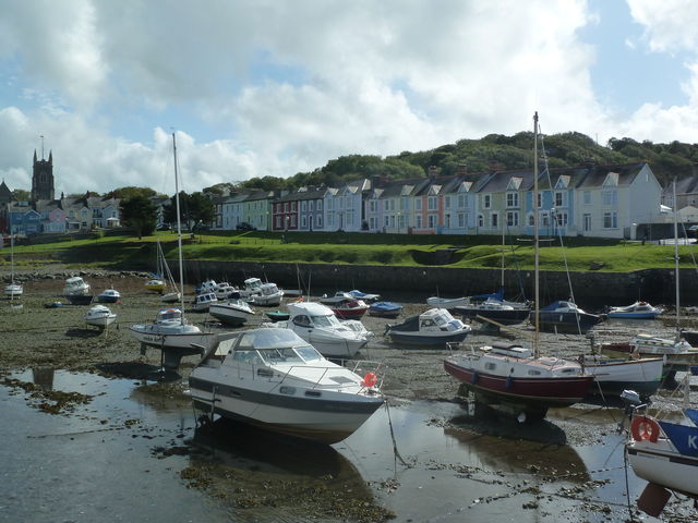 Aberaeron harbour