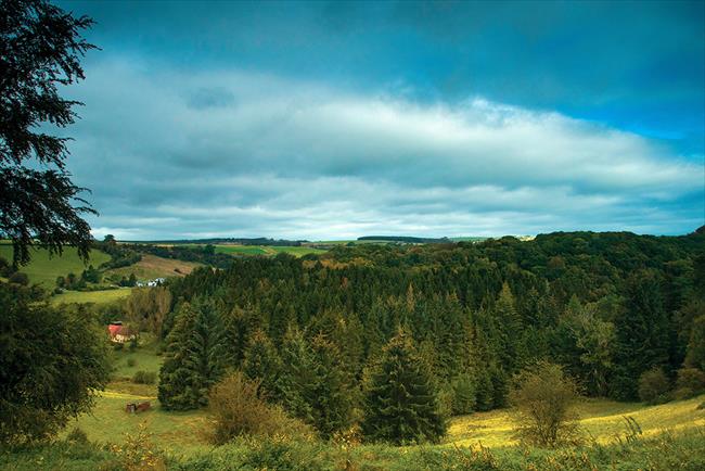 Cartland Craigs from Stey Brae