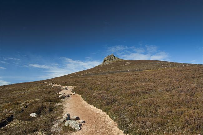 The final ascent onto Clachnaben