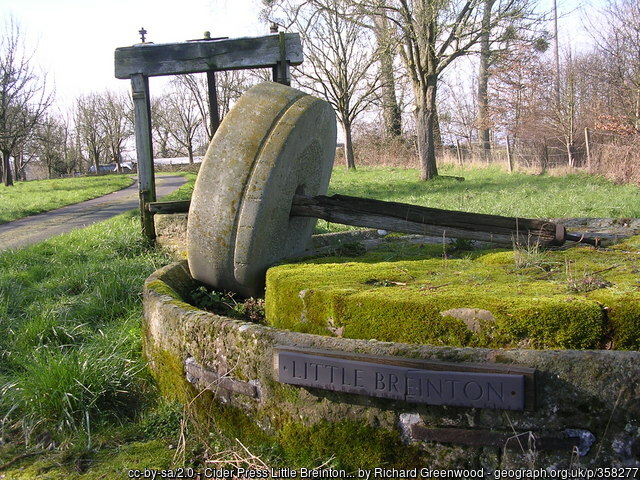 Cider Press Little Breinton Farm
This cider press is by the roadside adjacent to the farm entrance. The farm is surrounded by cider orchards.