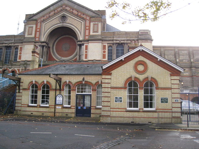The Alexandra Palace station named from 1982 can be seen on this walk. This photo shows the remaining building of the 1889 station