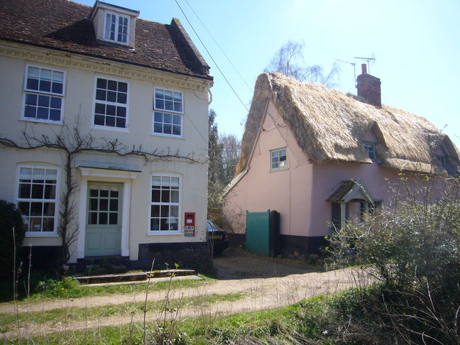 3- Thornham Magna Old Post Office and thatched cottage