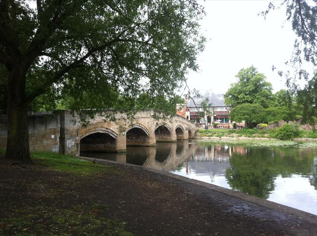Bridge over River Soar in Abbey Park