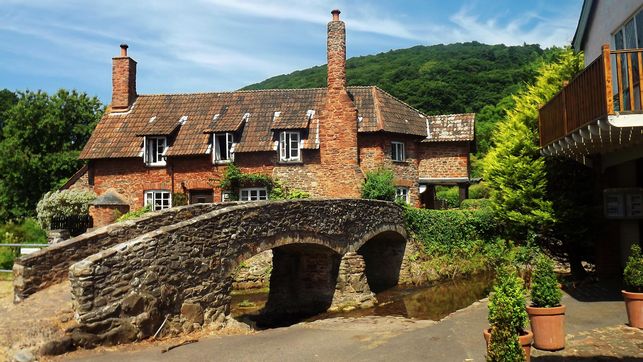 Allerford Packhorse Bridge